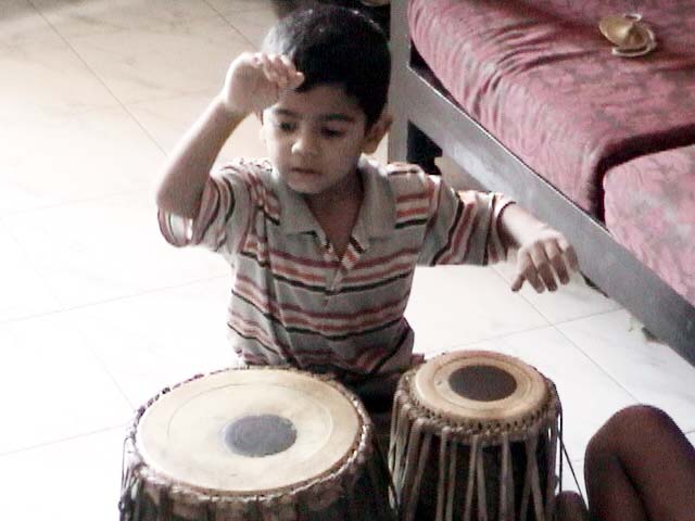 Ajay_tablji.JPG